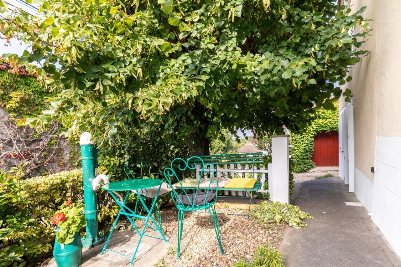 Ombrelle Villa Le Pian-sur-Garonne Exterior photo